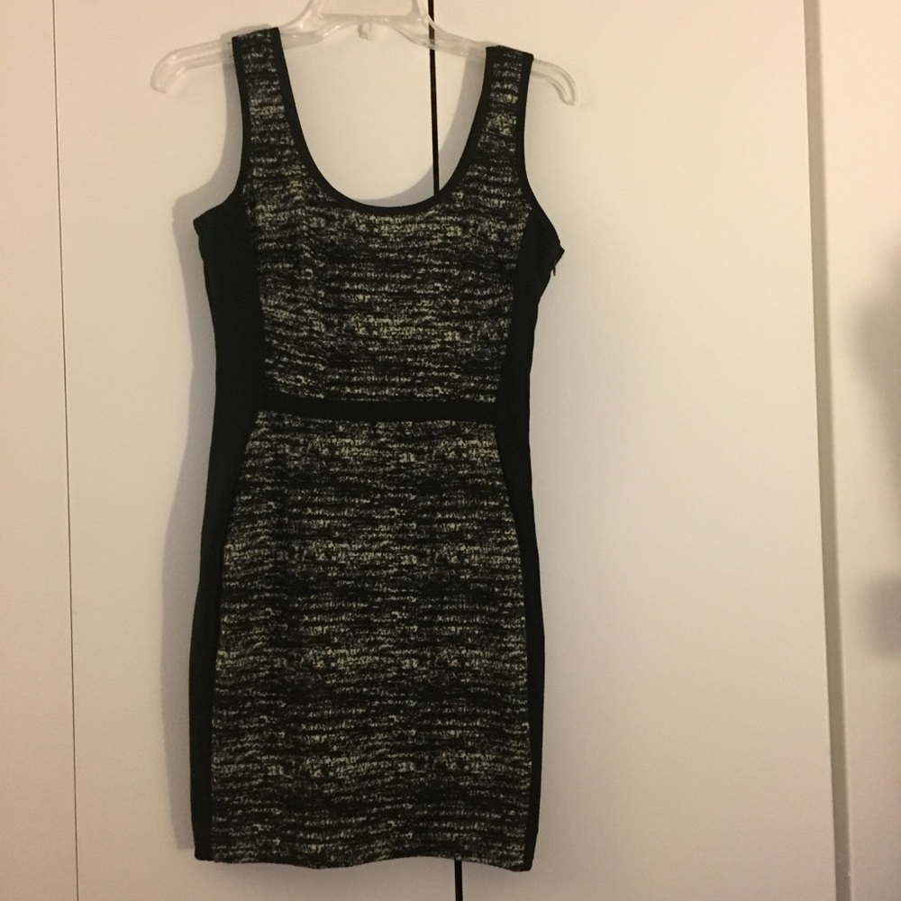 Banana Republic scoop neck tank sheath dress